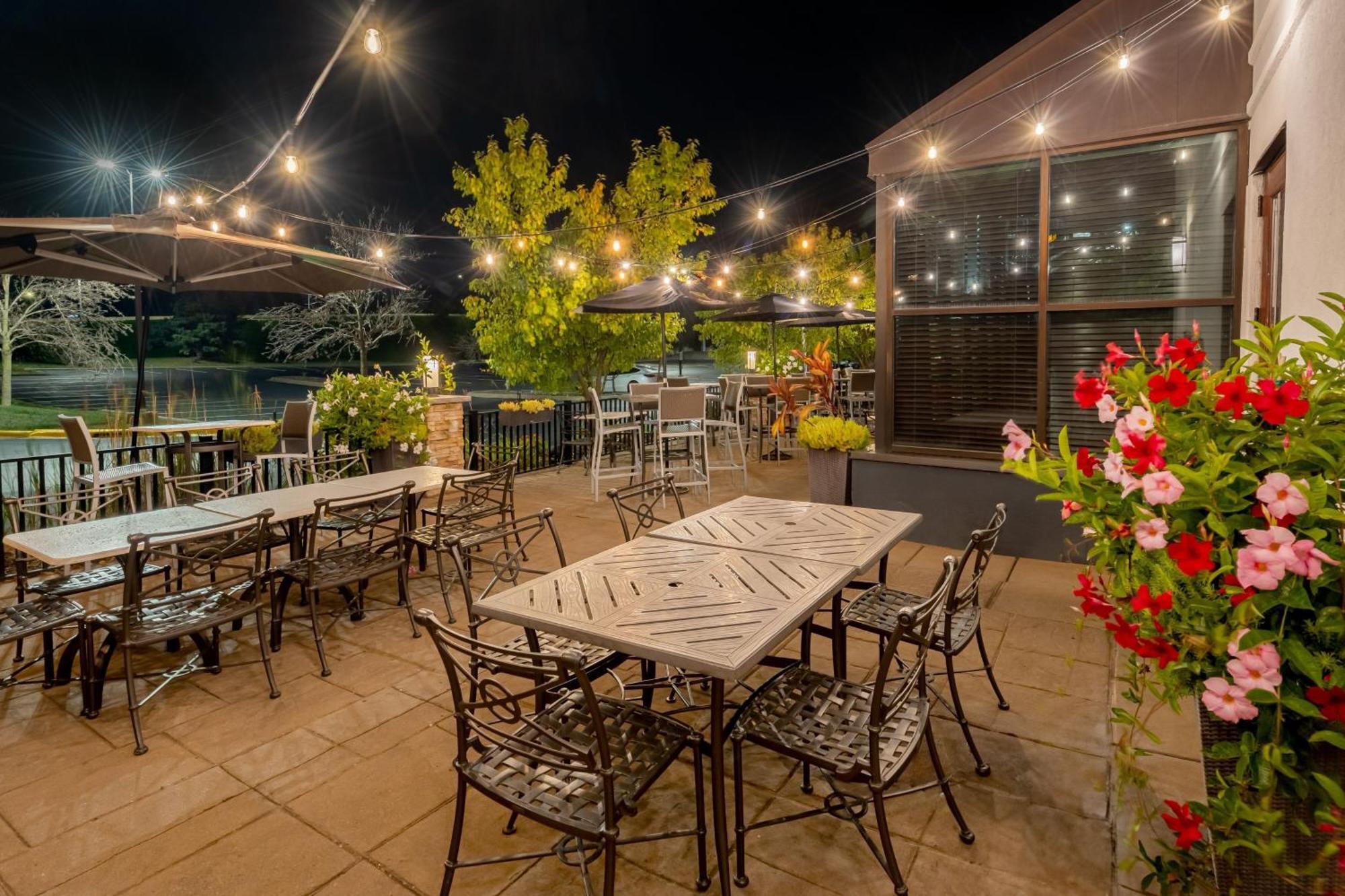 Minneapolis Marriott West Saint Louis Park Exterior photo