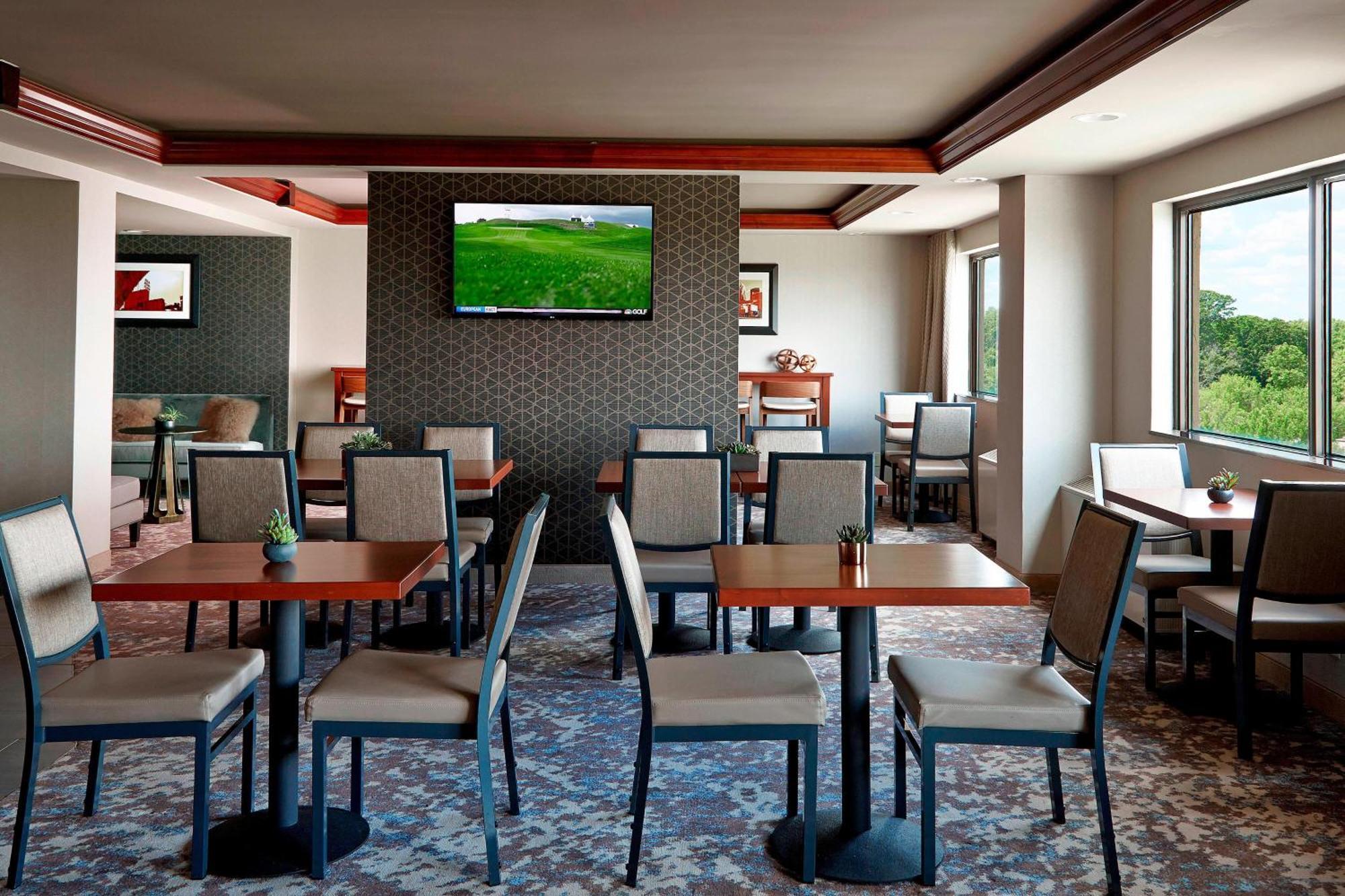 Minneapolis Marriott West Saint Louis Park Exterior photo