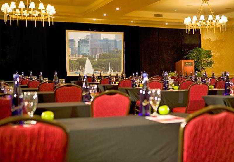 Minneapolis Marriott West Saint Louis Park Exterior photo